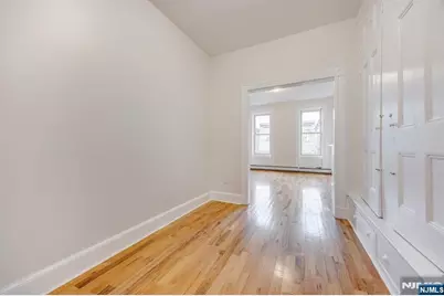 147 New York Avenue 2L #2L, Jersey City, NJ 07307 - Photo 13