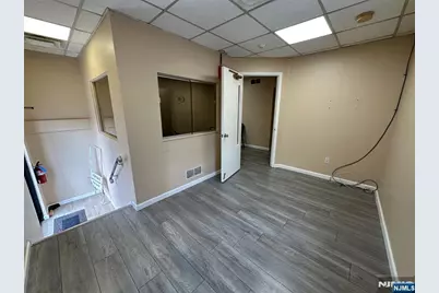 260 Ridge Road 1 #1, Lyndhurst Township, NJ 07071 - Photo 13