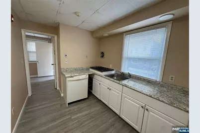 260 Ridge Road 1 #1, Lyndhurst Township, NJ 07071 - Photo 5