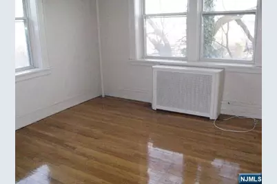 10 Hasbrouck, Hasbrouck Heights, NJ 07604 - Photo 3