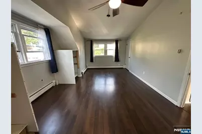 777 Oakwood Lane, Ridgefield, NJ 07657 - Photo 11