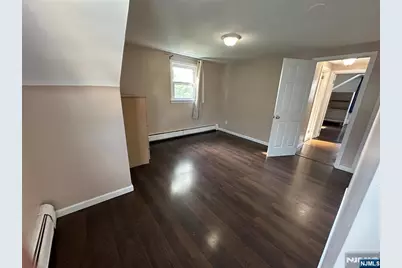 777 Oakwood Lane, Ridgefield, NJ 07657 - Photo 13