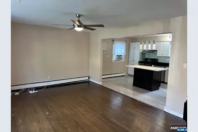 777 Oakwood Lane, Ridgefield, NJ 07657 - Photo 5