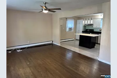 777 Oakwood Lane, Ridgefield, NJ 07657 - Photo 7