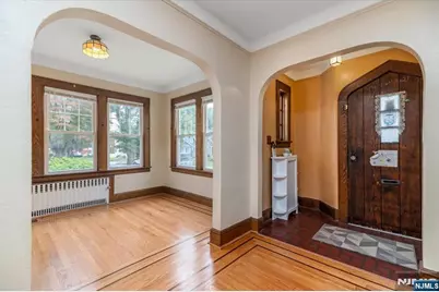 314 Mountain Way, Rutherford, NJ 07070 - Photo 5