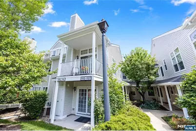 1123 Hyde Park Court 1123 #1123, Mahwah, NJ 07430 - Photo 1