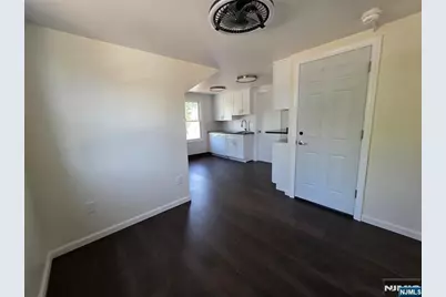 71 Orchard Place 2 #2, Maywood, NJ 07607 - Photo 5