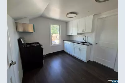 71 Orchard Place 2 #2, Maywood, NJ 07607 - Photo 3