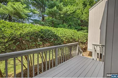 599 Apache Court, Mahwah, NJ 07430 - Photo 25