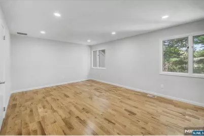 599 Apache Court, Mahwah, NJ 07430 - Photo 17