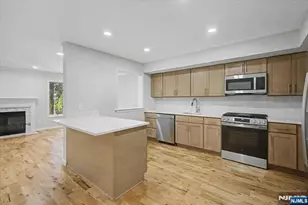 599 Apache Ct, Mahwah, NJ 07430 - Photo 9