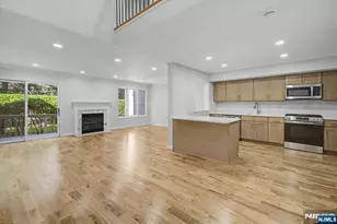 599 Apache Ct, Mahwah, NJ 07430 - Photo 7