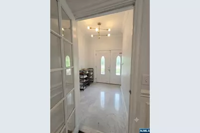 105 8th Street, Bayonne, NJ 07002 - Photo 5