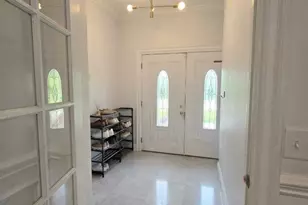 105 8th St, Bayonne, NJ 07002 - Photo 5