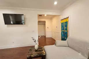 105 8th St, Bayonne, NJ 07002 - Photo 17