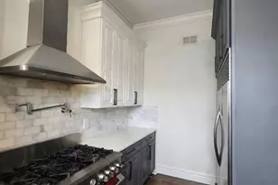 105 8th St, Bayonne, NJ 07002 - Photo 9