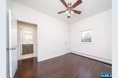 49 Livingston Avenue 1 #1, Lyndhurst Township, NJ 07071 - Photo 17
