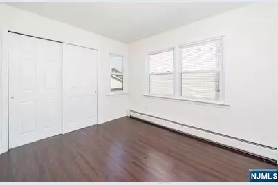 49 Livingston Avenue 1 #1, Lyndhurst Township, NJ 07071 - Photo 9