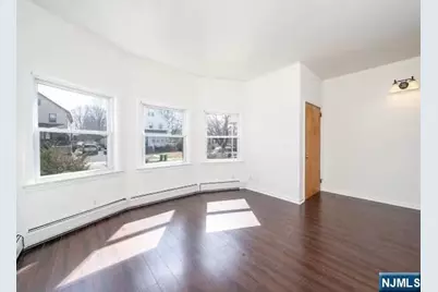 49 Livingston Avenue 1 #1, Lyndhurst Township, NJ 07071 - Photo 19