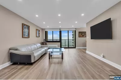 300 Winston Drive 2523 #2523, Cliffside Park, NJ 07010 - Photo 3