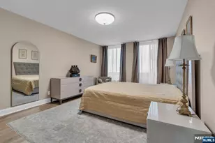 300 Winston Dr 2523, Cliffside Park, NJ 07010 - Photo 13
