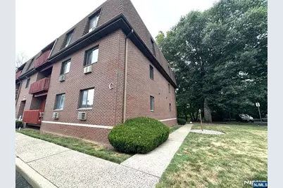666 Mill Street C4 #C4, Belleville, NJ 07109 - Photo 15