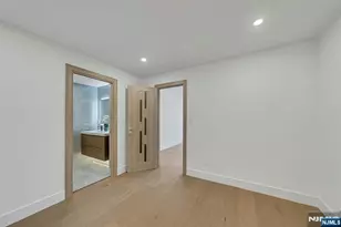 200 Winston 1912, Cliffside Park, NJ 07010 - Photo 15