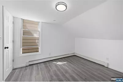 80 Wayne Avenue, Paterson, NJ 07522 - Photo 27