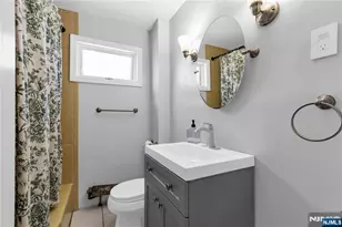 82 Elizabeth Ave, Elmwood Park, NJ 07407 - Photo 25