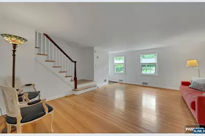 68 Dwight Place B #B, Englewood, NJ 07631 - Photo 5