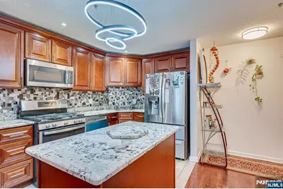 202 Prestwick Way 202 #202, Edison, NJ 08820 - Photo 13