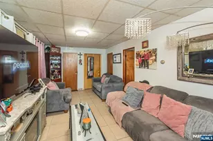 1029 19th St, Paterson, NJ 07501 - Photo 7
