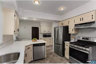 12 Marquette Road, Montclair, NJ 07043 - Photo 15