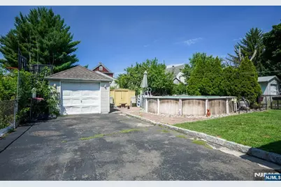 13 Chestnut Street, Garfield, NJ 07026 - Photo 19