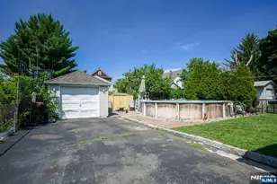 13 Chestnut St, Garfield, NJ 07026 - Photo 19