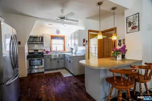 13 Chestnut St, Garfield, NJ 07026 - Photo 9