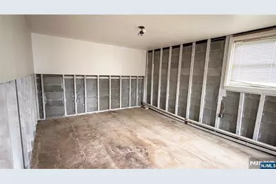 9104 3rd Avenue, North Bergen, NJ 07047 - Photo 27