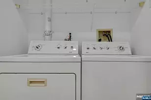 189 Forest 213, Paramus, NJ 07652 - Photo 15