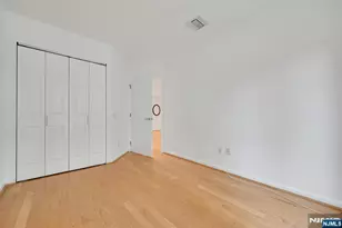 189 Forest 213, Paramus, NJ 07652 - Photo 13