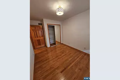 120 Johnson Avenue, Wallington, NJ 07057 - Photo 5