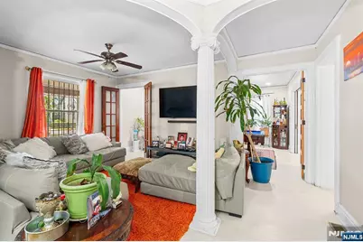 129 Munn Avenue, East Orange, NJ 07018 - Photo 9