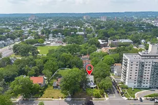 129 Munn Ave, East Orange, NJ 07018 - Photo 3