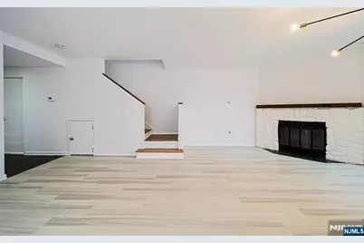 3 Whitman Court 1203 #1203, Teaneck Township, NJ 07666 - Photo 3