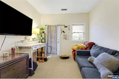 520 Victor Street 8 #8, Saddle Brook Township, NJ 07663 - Photo 15