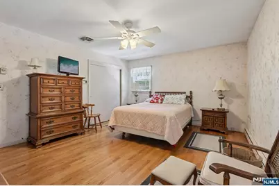 270 Midwood Road, Paramus, NJ 07652 - Photo 7