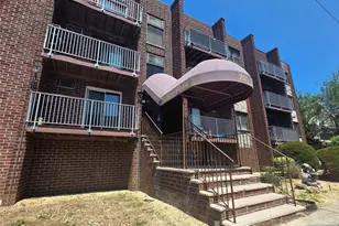 201 12th Street 19, Palisades Park, NJ 07650 - Photo 1