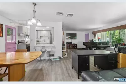9 Smith Street, Closter, NJ 07624 - Photo 15
