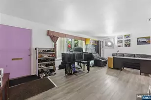 9 Smith St, Closter, NJ 07624 - Photo 5