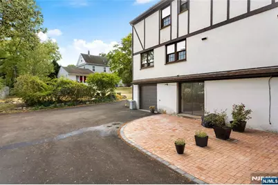 611 Cliff, Ho Ho Kus, NJ 07423 - Photo 19
