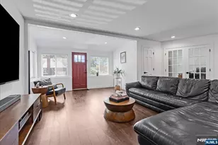 33-21 Southern Dr, Fair Lawn, NJ 07410 - Photo 3